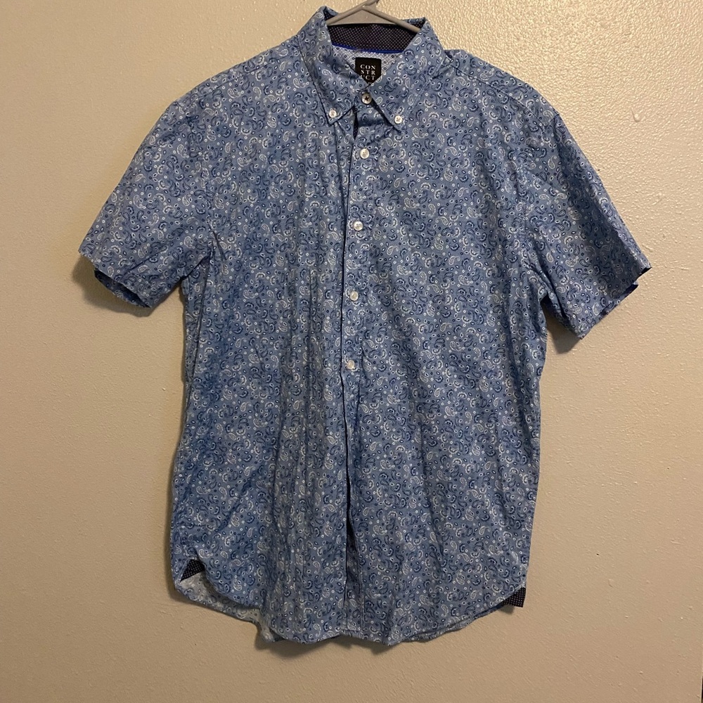 Construct NY blue paisley button up